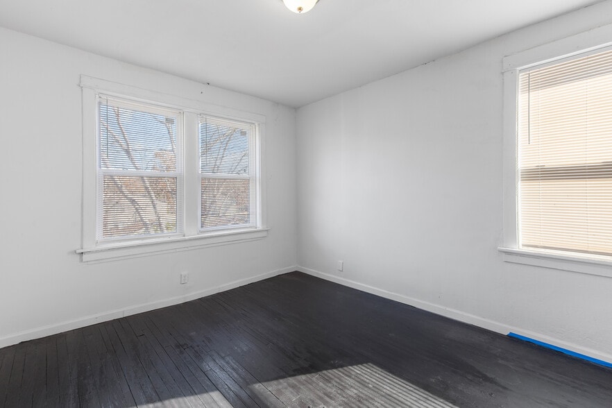 More Photos Of 4981 Rosalie St, Saint Louis Apartments For Sale