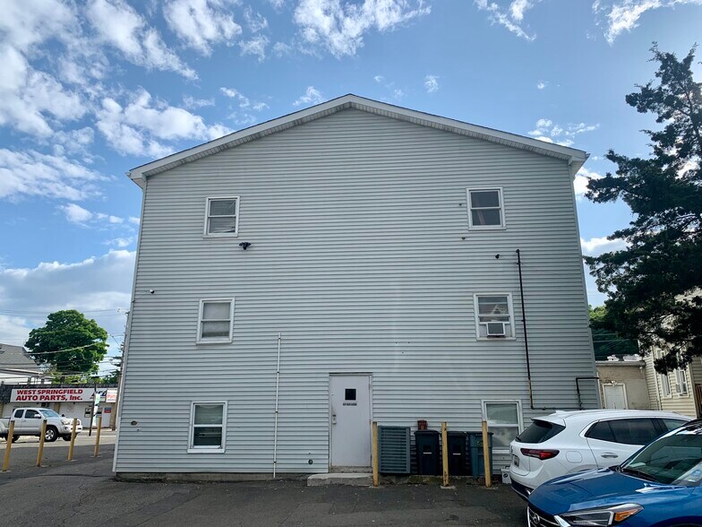 More Photos Of 725-727 Campbell Ave, West Haven Office For Lease