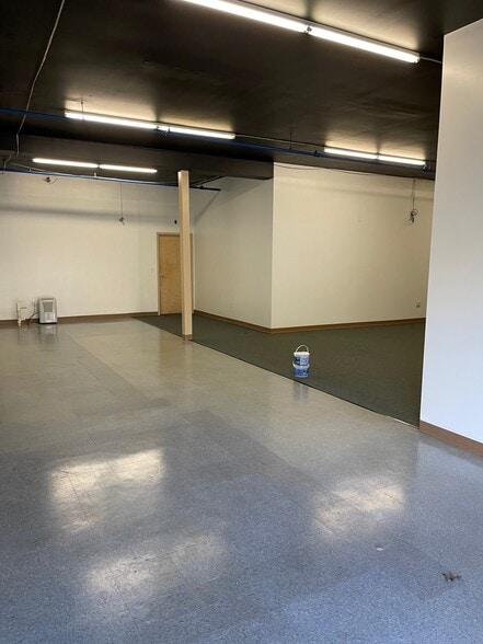 More Photos Of 154 New Britain Ave, Rocky Hill Restaurant For Sale