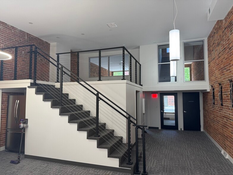 Primary Photo Of 520 S Calhoun St, Fort Wayne Office For Lease