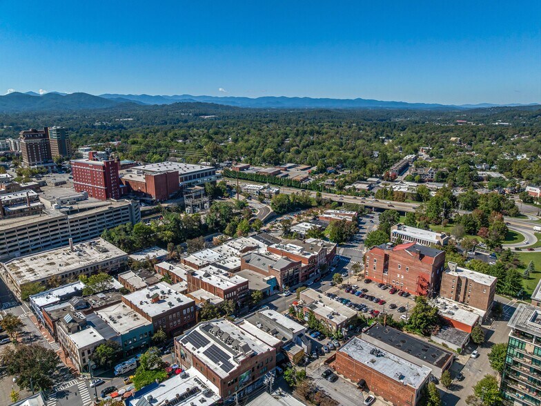 More Photos Of 58 Broadway St, Asheville Storefront Retail Residential For Sale