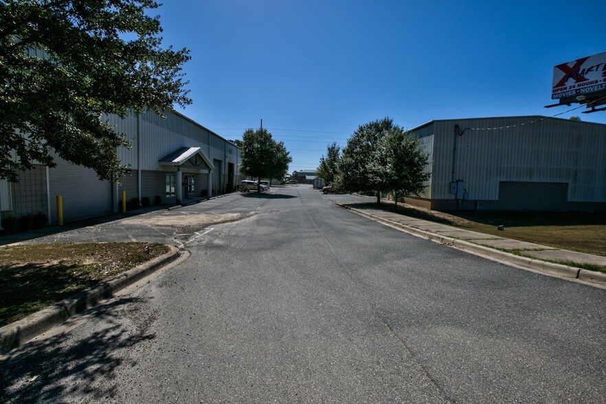 4329 W Pensacola St, Tallahassee, FL 32304 Industrial For Lease