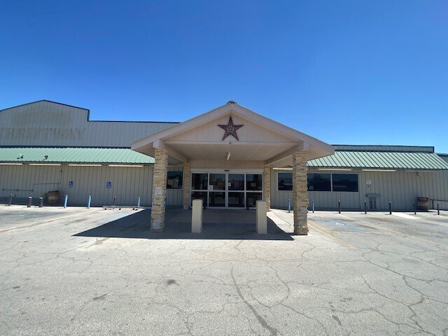 Primary Photo Of 504 Erma, Presidio Supermarket For Sale