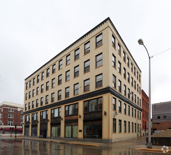 More Photos Of 20 Forest Ave, Fond Du Lac Apartments For Sale