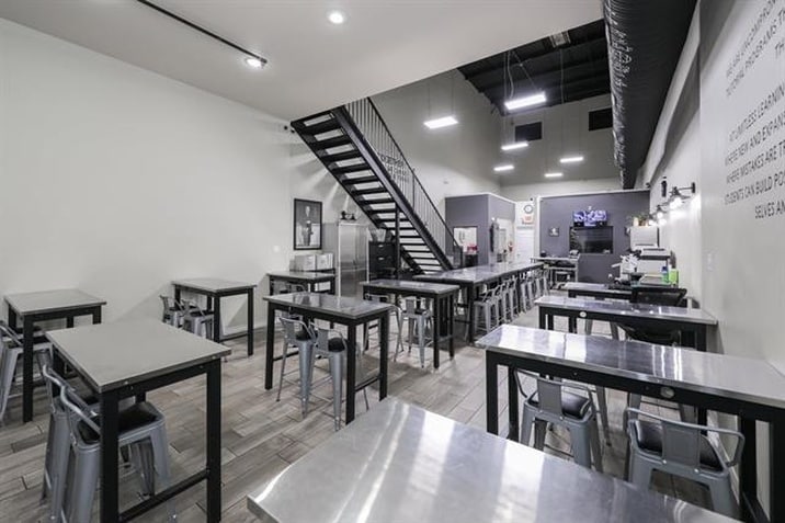 More Photos Of 8218 Casa Verde Rd, Laredo Storefront Retail Office For Sale