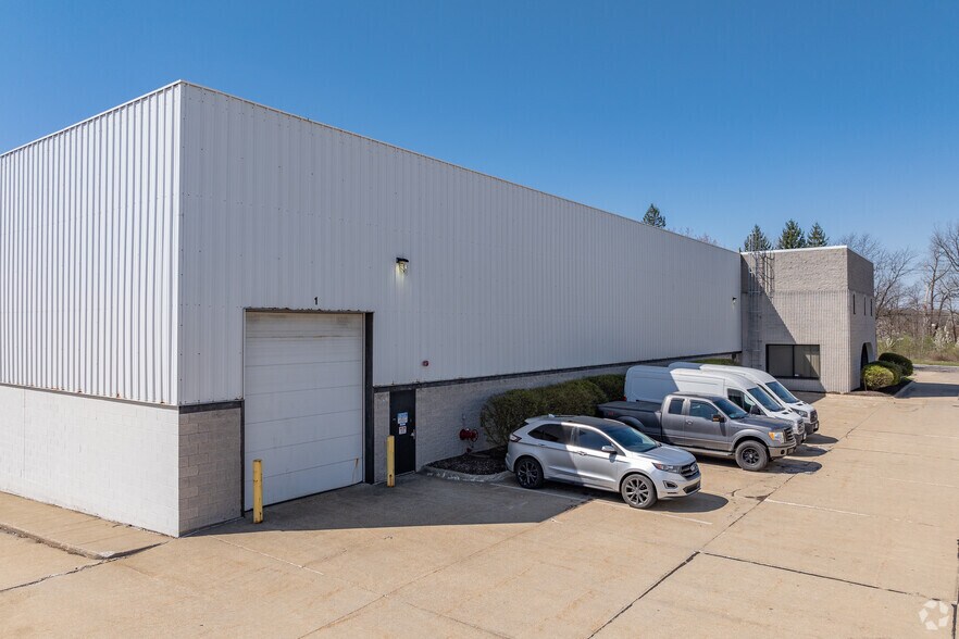 More Photos Of 4609 Van Epps Rd, Brooklyn Heights Unknown For Lease