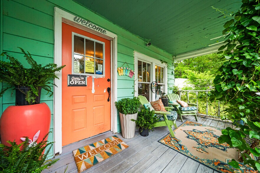 More Photos Of 4060 N Highway 7, Hot Springs Village Warehouse For Sale