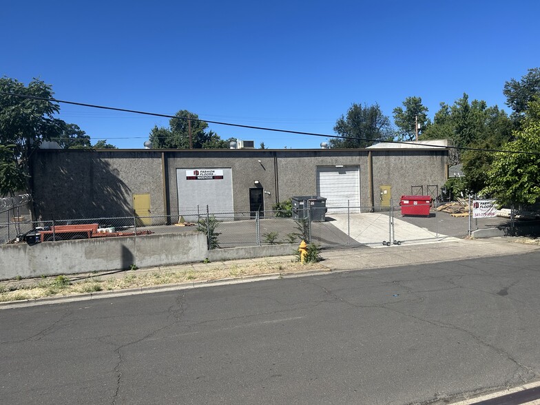 Primary Photo Of 516 S Fir St, Medford Warehouse For Sale