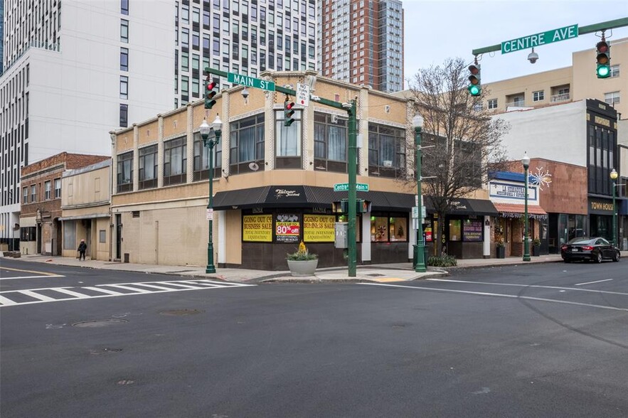 More Photos Of 565 Main St, New Rochelle Storefront Retail Residential For Lease