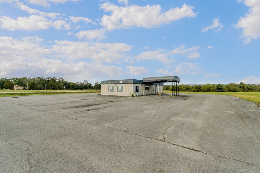 More Photos Of 5674 AL Highway 68, Collinsville Bank For Sale