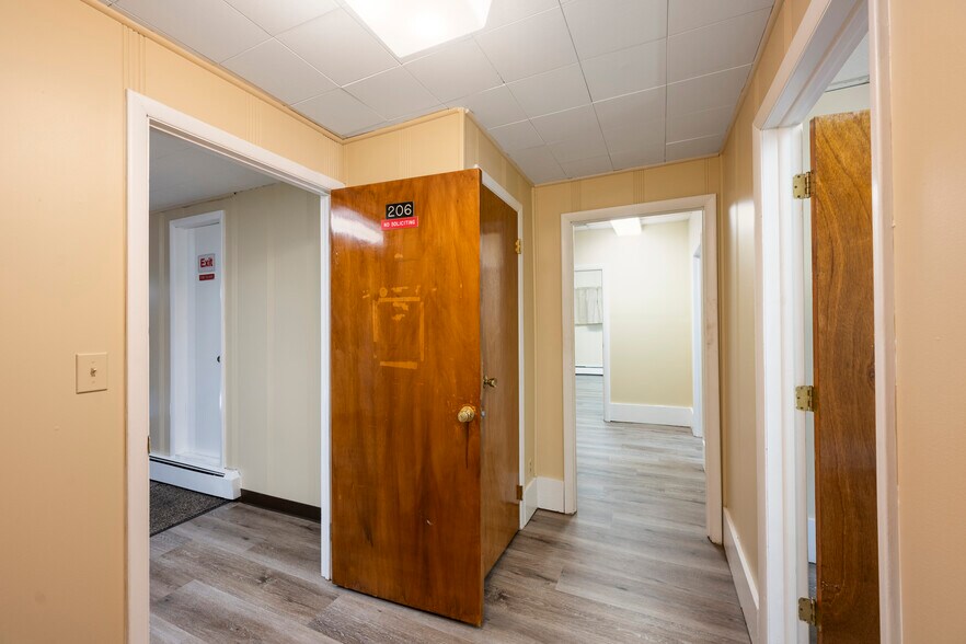 More Photos Of 64 Gleneida Ave, Carmel Storefront Retail Office For Lease