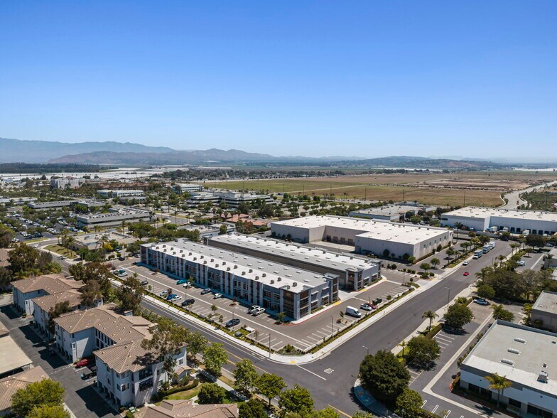 More Photos Of 1400 Graves Ave, Oxnard Distribution For Lease