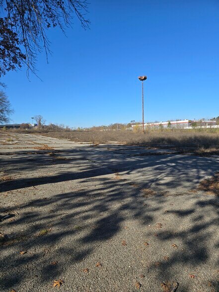 Primary Photo Of 2704 Claire Ave, Alton Land For Sale