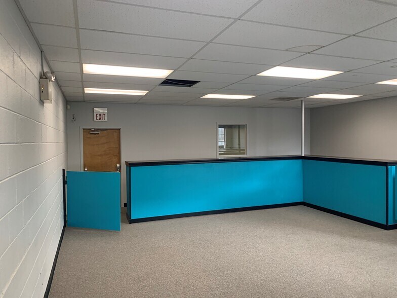 More Photos Of 2520 Sycamore St, Harrisburg Warehouse For Lease