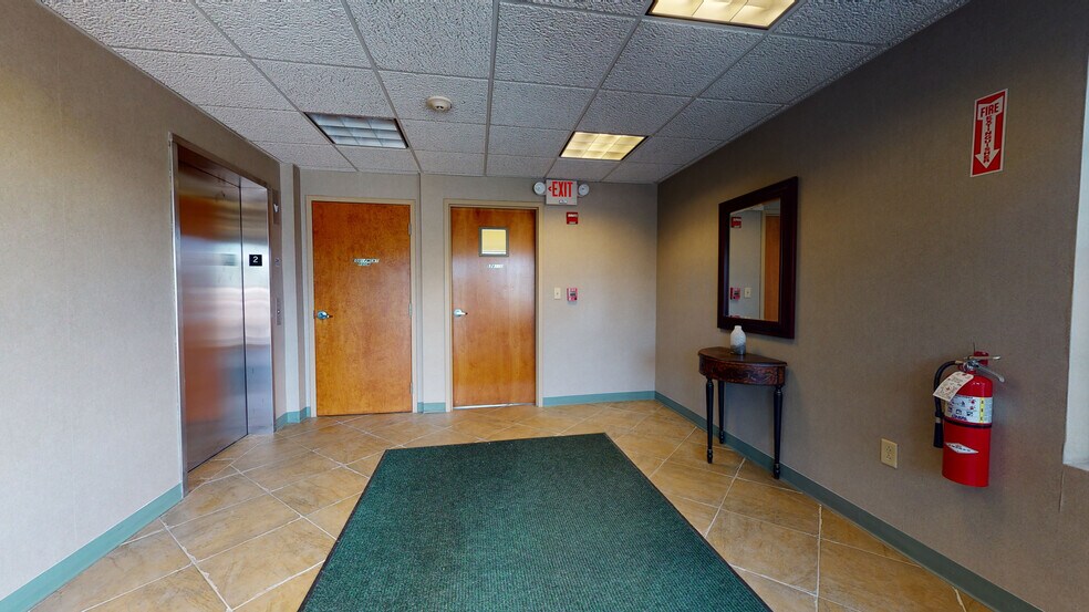 More Photos Of 47 US Highway 206, Augusta Office For Lease