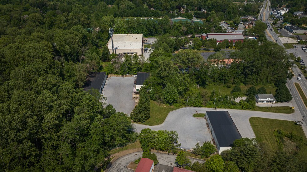 More Photos Of 5081 W Chester Pike, Newtown Square Warehouse For Sale