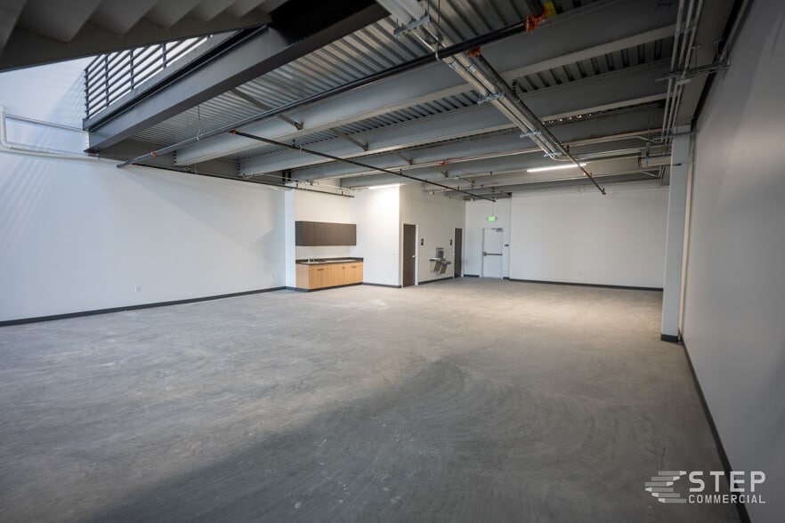More Photos Of 11110 Broomfield Ln, Broomfield Research And Development For Lease