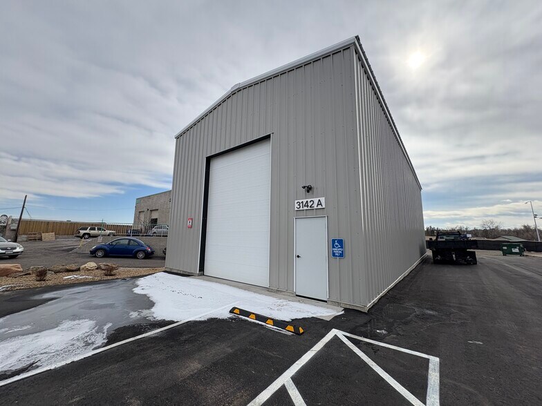 More Photos Of 3142 W Hampden Ave, Sheridan Warehouse For Sale