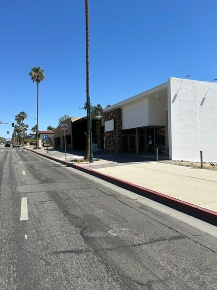 More Photos Of 1050-1068 N Palm Canyon Dr, Palm Springs Storefront Retail Office For Lease