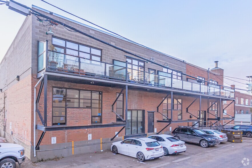 More Photos Of 10265 107th St NW, Edmonton Apartments For Sale