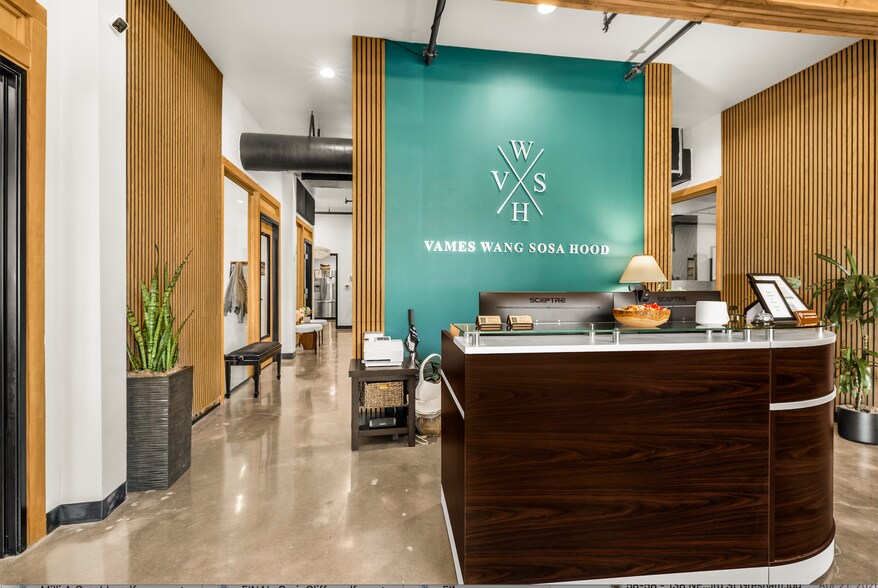 More Photos Of 124-138 NE 3rd St, Gresham Storefront Retail Office For Sale