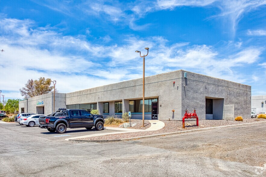 More Photos Of 5 Longevity Dr, Henderson Light Manufacturing For Sale