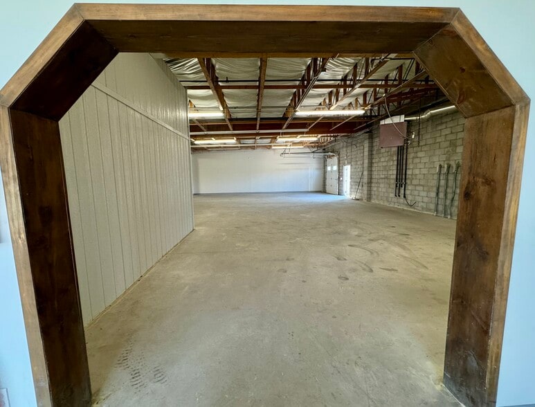 More Photos Of 4042 Pacific Ave, Riverdale Light Distribution For Lease