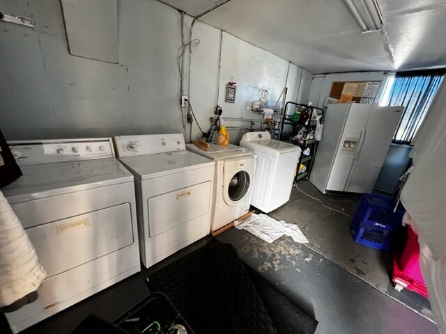 More Photos Of 115 W Gaviland St, Searchlight Hotel For Sale