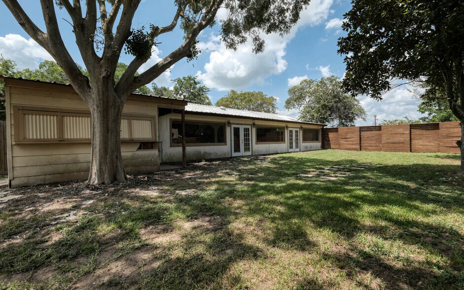 More Photos Of 30291 FM 1488 Rd, Waller Lodge Meeting Hall For Sale