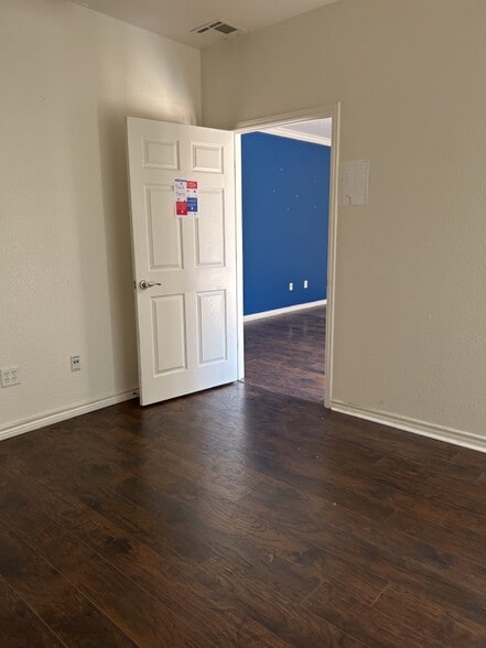 More Photos Of 4003 W Stan Schlueter Loop, Killeen Medical For Lease