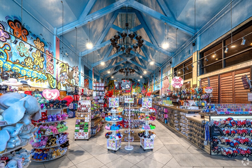 More Photos Of 7516 W Irlo Bronson Memorial Hwy, Kissimmee General Retail For Lease