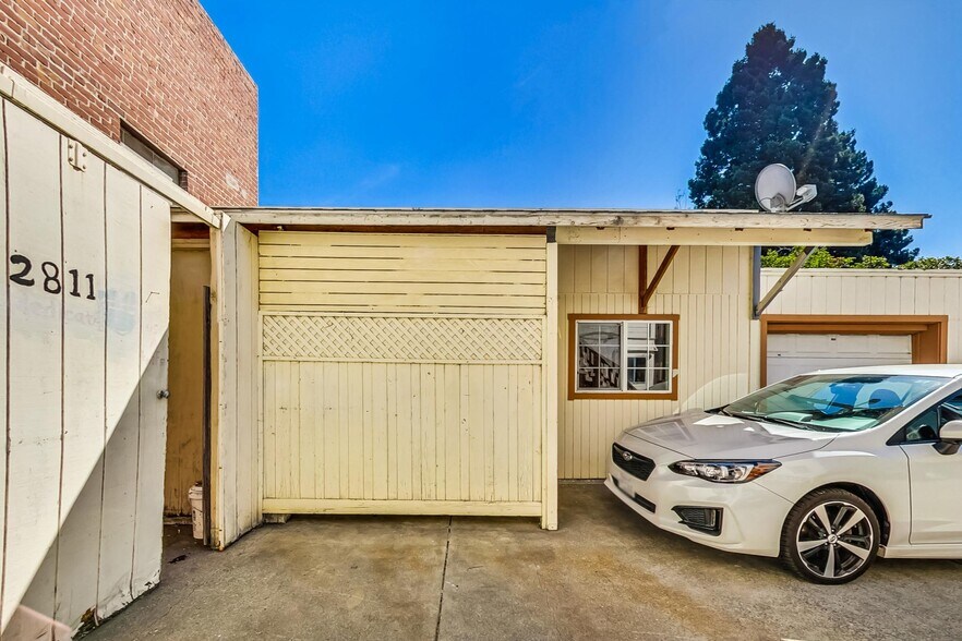 More Photos Of 2811-2815 Telegraph Ave, Berkeley Storefront Retail Residential For Sale