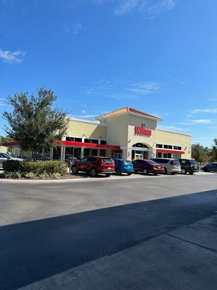 More Photos Of 3601 E Silver Springs Blvd, Ocala Service Station For Sale