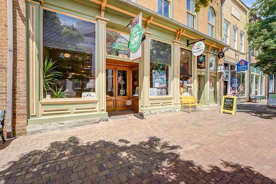 More Photos Of 107 E Main St, Jonesborough Storefront For Sale