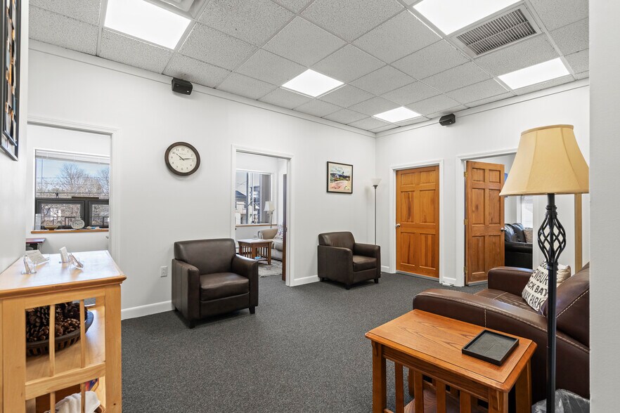More Photos Of 395 Sabattus St, Lewiston General Retail For Sale