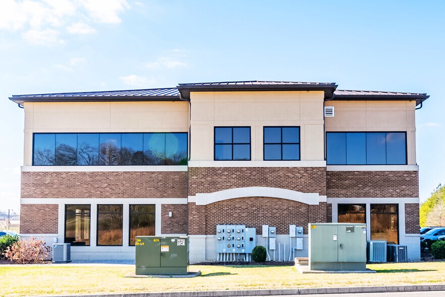 More Photos Of 550 Town Creek Rd, Lenoir City Medical For Lease