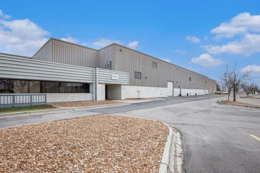 More Photos Of 1001 Doheny Ct, Northville Warehouse For Sale