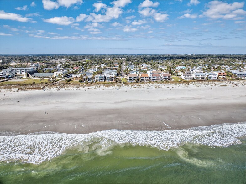 More Photos Of 123 Margaret St, Neptune Beach Multifamily For Sale