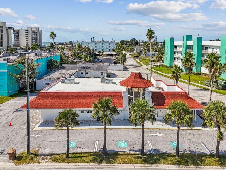 More Photos Of 50 153rd Ave, Madeira Beach Freestanding For Sale