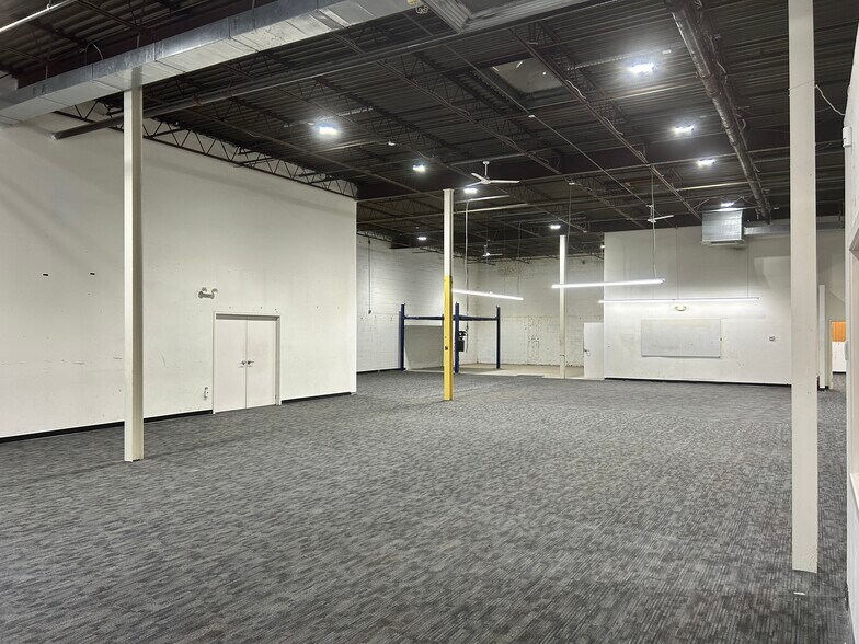 More Photos Of 5207-5209 Holland Dr, Beltsville Warehouse For Sale