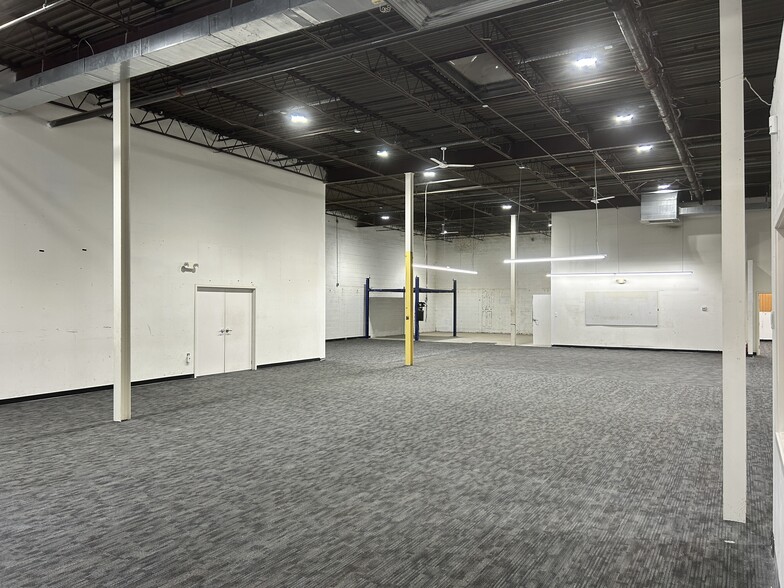 More Photos Of 5209 Holland Dr, Beltsville Warehouse For Sale
