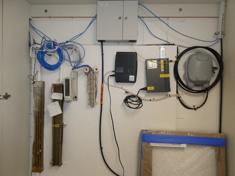 More Photos Of 1756 Flower St, Glendale Office For Lease