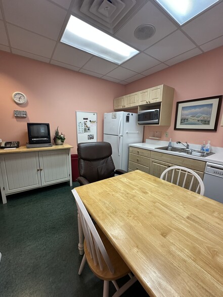 More Photos Of 1850 Bellair Blvd, Orange Park Medical For Sale