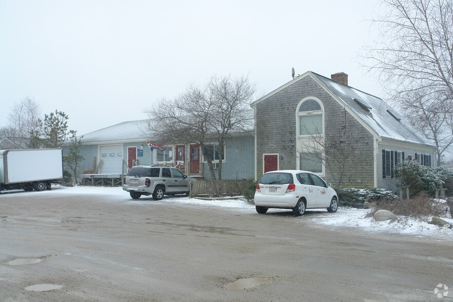 More Photos Of 376 Rt-130, Sandwich Flex For Lease