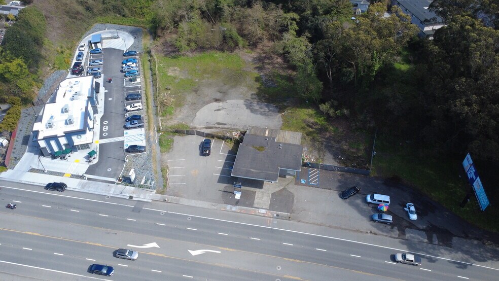 More Photos Of 2431 Broadway, Eureka Land For Lease