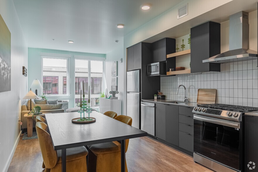 More Photos Of 550 SE Martin Luther King Jr Blvd, Portland Apartments For Lease