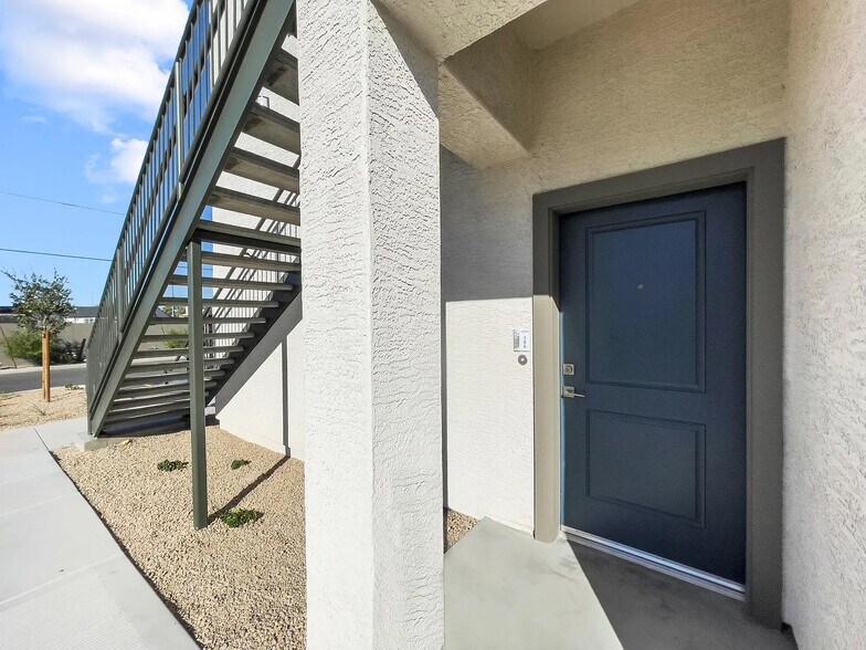 More Photos Of , Phoenix Multifamily For Sale