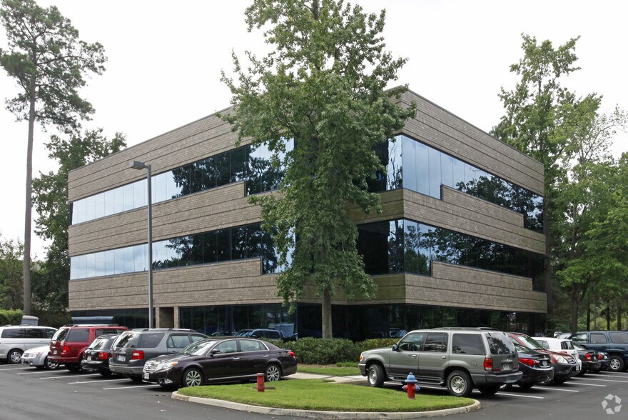 More Photos Of 5544 Greenwich Rd, Virginia Beach Office For Lease