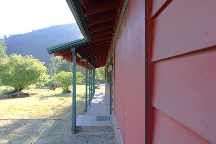 More Photos Of 7743 Highway 12, Kooskia Hotel For Sale