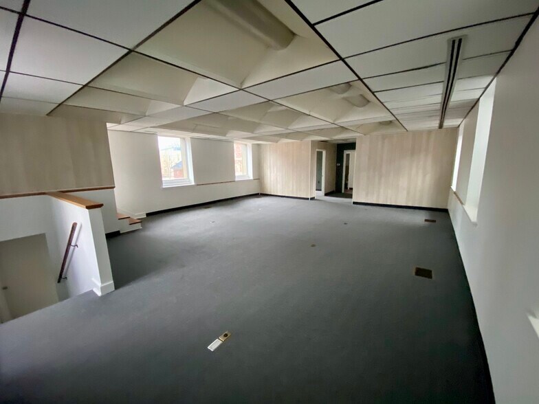 More Photos Of 121 N College St, Martinsburg Medical For Sale